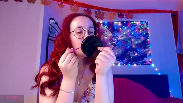 VanessaLincum online show from November 10, 2025, 7:29 am