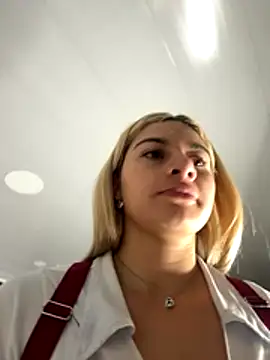 AtheneaRossi online show from October 30, 2025, 12:06 pm