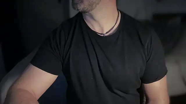 Mr Beef online show from November 8, 2025, 9:46 pm