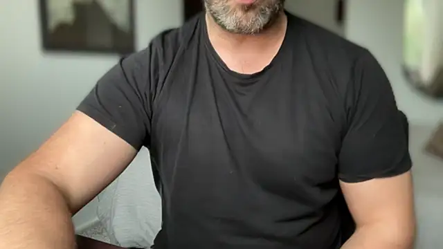 Mr Beef online show from November 14, 2025, 11:53 am