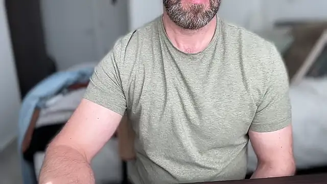 Mr Beef online show from May 17, 2026, 11:06 am