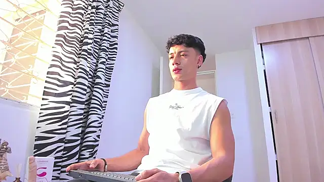 Sebastian-Dash online show from March 3, 2025, 10:31 pm