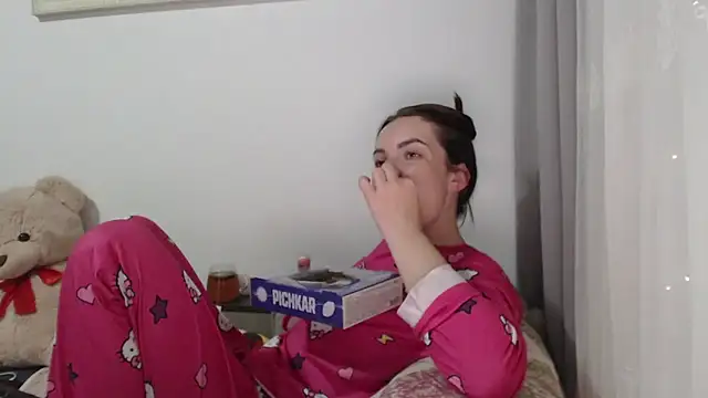 Snapshot of _JustmeHere_ chatting on November 28, 2025, 8:55 pm JustmeHere online show from November 28, 2025, 8:55 pm