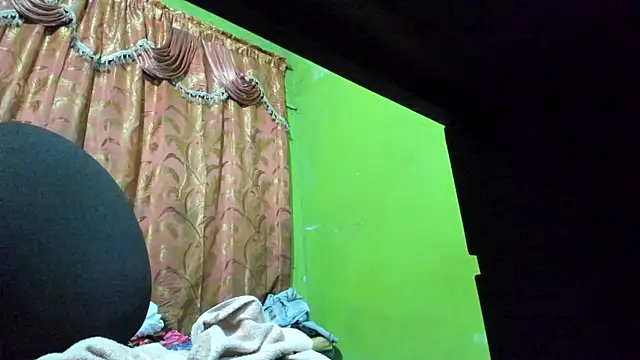 Brenda Smith69 online show from October 18, 2025, 10:54 pm