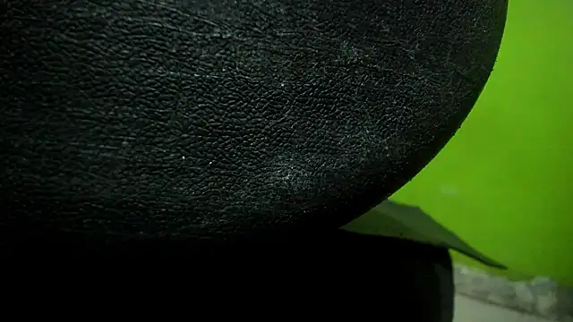 Brenda Smith69 online show from October 29, 2025, 9:49 pm