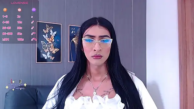 Evelynn sex  online show from December 4, 2025, 1:42 pm