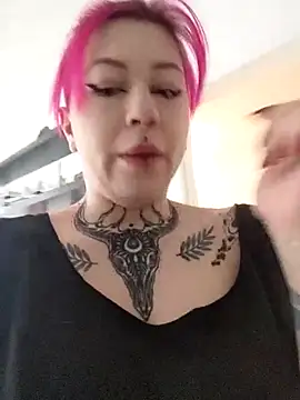 divine eve online show from March 21, 2025, 7:35 pm