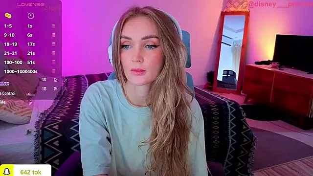 PrincessVS online show from November 13, 2025, 3:38 am