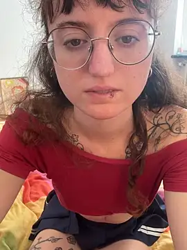 Snapshot of _foxygirl_ chatting on February 11, 2026, 10:31 am foxygirl online show from February 11, 2026, 10:31 am