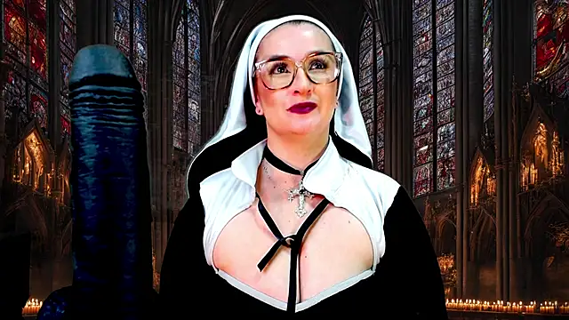 helenas fantasy online show from December 6, 2024, 2:13 am