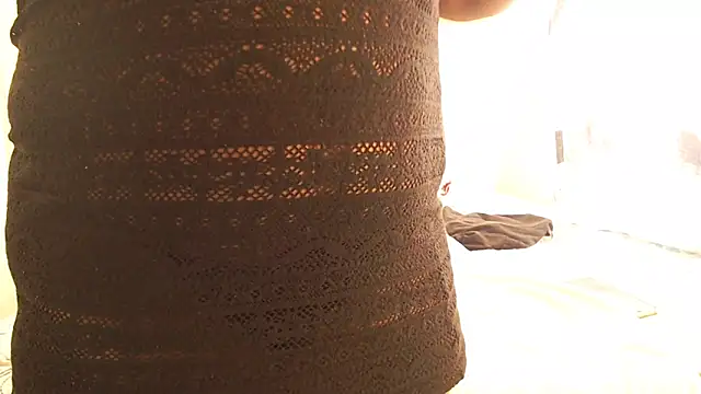 Snapshot of NaughtyLisaxx chatting on January 28, 2025, 8:25 am NaughtyLisaxx online show from January 28, 2025, 8:25 am