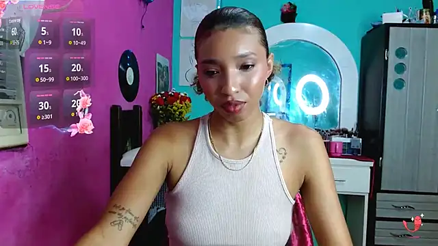 Snapshot of sensitive_brunette chatting on October 9, 2025, 12:52 am sensitive brunette online show from October 9, 2025, 12:52 am