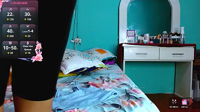 Snapshot of sensitive_brunette chatting on October 31, 2025, 7:26 pm sensitive brunette online show from October 31, 2025, 7:26 pm