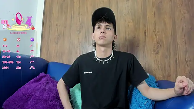 Snapshot of JeanRam18 chatting on March 19, 2025, 7:27 pm JeanRam18 online show from March 19, 2025, 7:27 pm