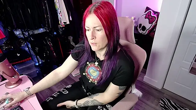 Snapshot of gennyrock chatting on November 12, 2025, 3:18 am gennyrock online show from November 12, 2025, 3:18 am