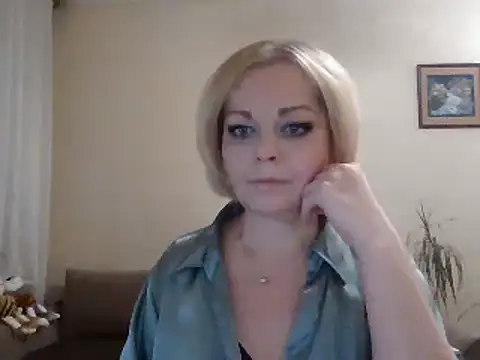 Snapshot of SofiyaPetrova chatting on December 7, 2024, 4:14 pm SofiyaPetrova online show from December 7, 2024, 4:14 pm