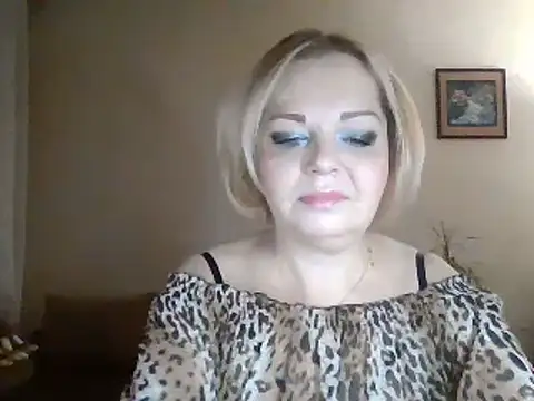 Snapshot of SofiyaPetrova chatting on December 19, 2024, 5:18 pm SofiyaPetrova online show from December 19, 2024, 5:18 pm