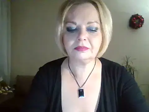 Snapshot of SofiyaPetrova chatting on December 28, 2024, 7:33 pm SofiyaPetrova online show from December 28, 2024, 7:33 pm