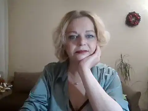 Snapshot of SofiyaPetrova chatting on February 1, 2025, 11:16 pm SofiyaPetrova online show from February 1, 2025, 11:16 pm