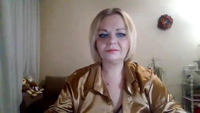 Snapshot of SofiyaPetrova chatting on February 5, 2025, 5:53 pm SofiyaPetrova online show from February 5, 2025, 5:53 pm