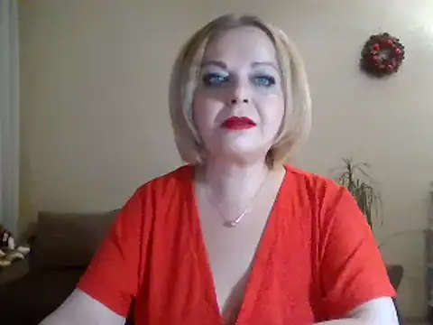 Snapshot of SofiyaPetrova chatting on February 23, 2025, 4:13 pm SofiyaPetrova online show from February 23, 2025, 4:13 pm