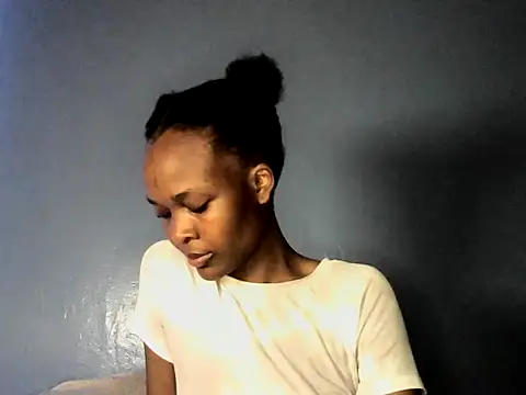 cyberbunnie online show from February 6, 2025, 6:46 pm