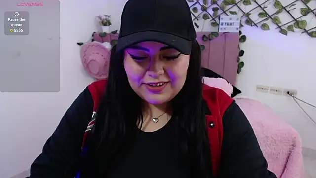 Snapshot of moon_sunflower chatting on November 12, 2025, 11:36 pm moon sunflower online show from November 12, 2025, 11:36 pm