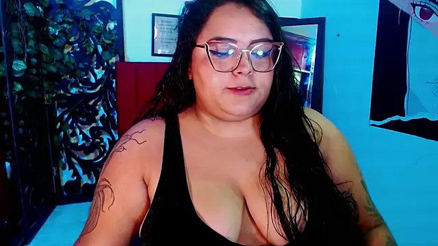 Snapshot of moon_sunflower chatting on November 19, 2025, 11:27 pm moon sunflower online show from November 19, 2025, 11:27 pm