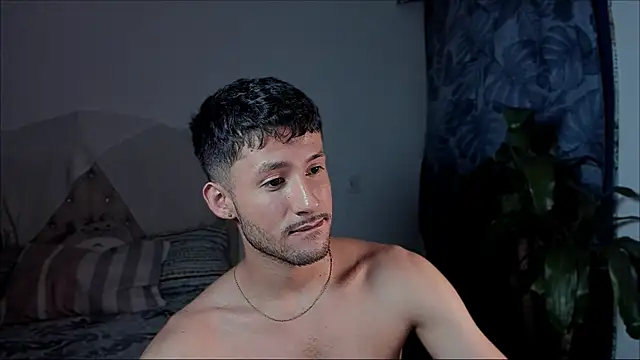 Snapshot of dimitri_targaryen chatting on November 4, 2025, 9:52 am dimitri targaryen online show from November 4, 2025, 9:52 am