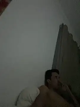 Morenassotesao online show from November 8, 2025, 6:35 am