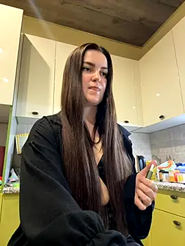 Karolina llove online show from November 19, 2025, 11:27 pm