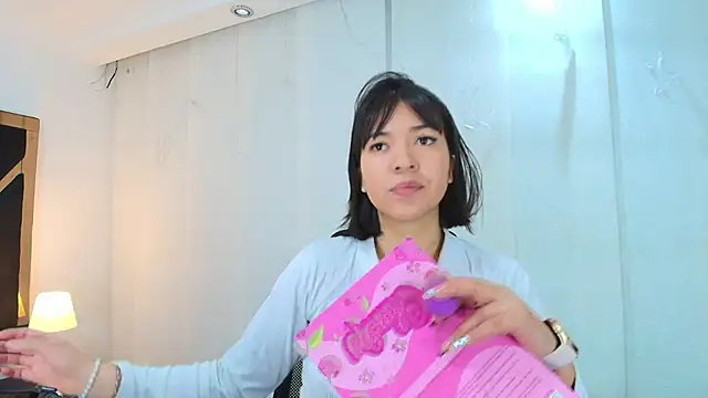 Snapshot of lina_bedoya_ chatting on September 26, 2025, 11:36 am lina bedoya online show from September 26, 2025, 11:36 am