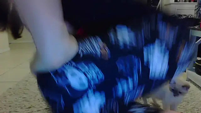 CrystalLakeXO online show from October 18, 2025, 7:09 am