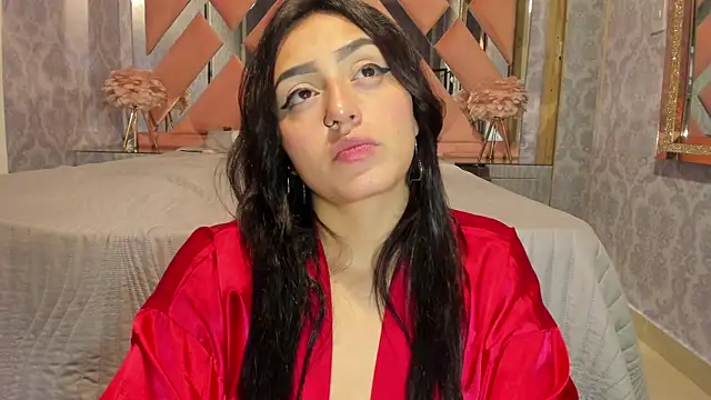 Snapshot of Lesly_sexy4u chatting on May 16, 2026, 7:05 am Lesly sexy4u online show from May 16, 2026, 7:05 am