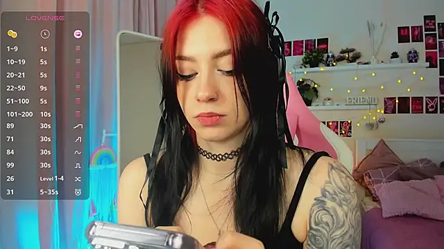 arielabradberry online show from December 24, 2024, 2:01 pm