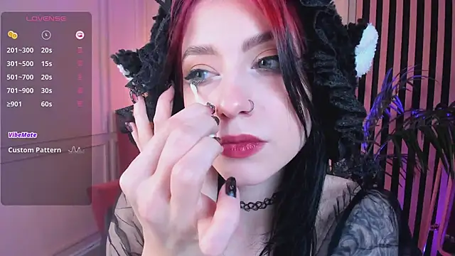 arielabradberry online show from December 25, 2024, 2:23 pm