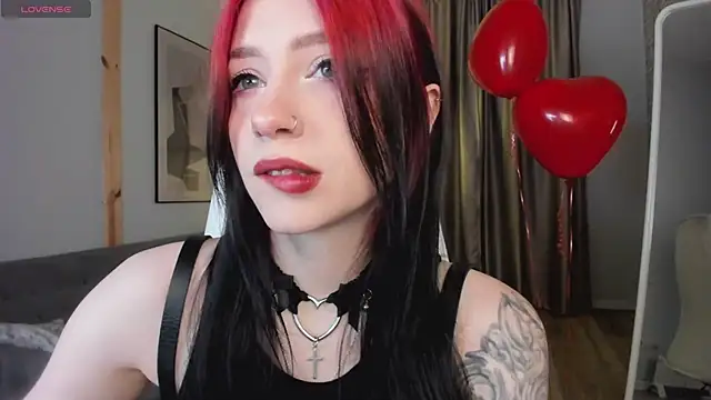 arielabradberry online show from February 15, 2025, 2:44 pm