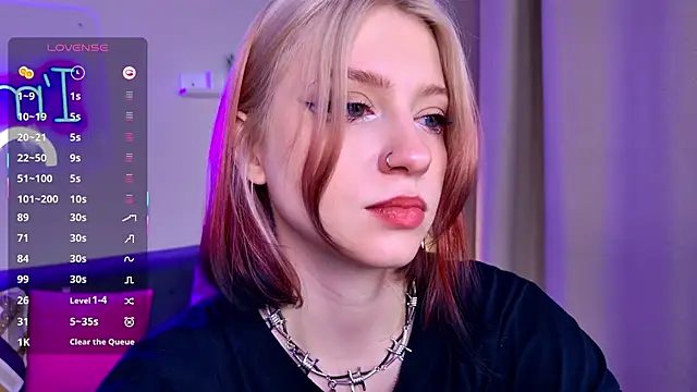 arielabradberry online show from November 24, 2025, 2:50 pm