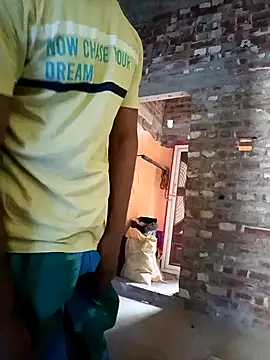 model yesx online show from April 5, 2026, 2:09 am