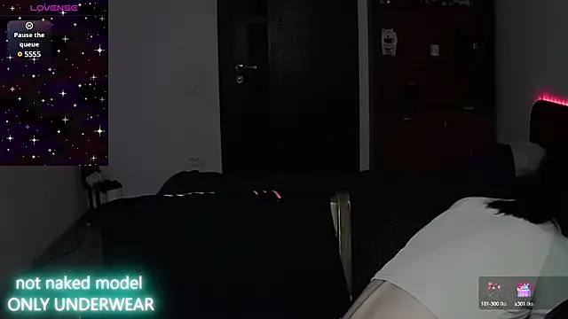 Snapshot of Miya_Dream_UKR chatting on January 19, 2025, 1:32 am Miya Dream UKR online show from January 19, 2025, 1:32 am