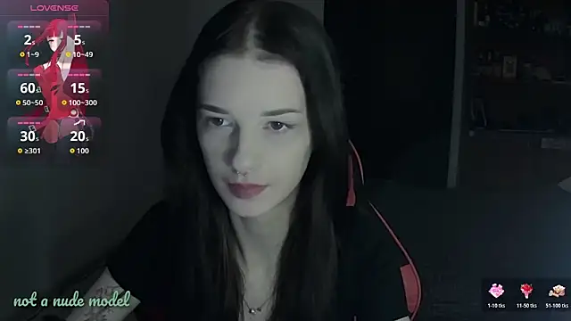 Snapshot of Miya_Dream_UKR chatting on November 19, 2025, 3:45 pm Miya Dream UKR online show from November 19, 2025, 3:45 pm