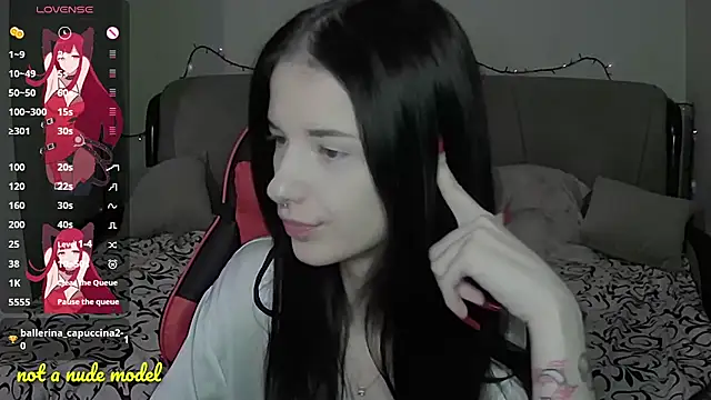 Snapshot of Miya_Dream_UKR chatting on December 2, 2025, 3:29 pm Miya Dream UKR online show from December 2, 2025, 3:29 pm