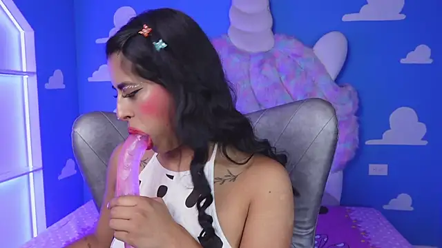 miss romyna online show from September 29, 2025, 11:04 am