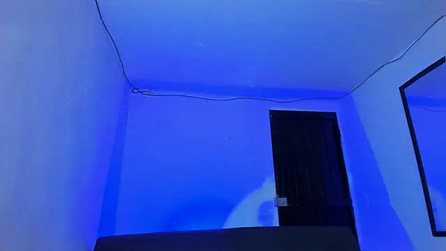 emperatrizhotwolf online show from February 27, 2025, 10:48 am