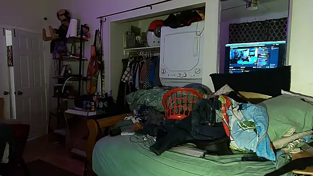 badboybrad11 online show from October 25, 2025, 1:02 am