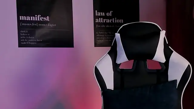 Snapshot of Thomas_Fit1 chatting on February 11, 2026, 2:05 am Thomas Fit1 online show from February 11, 2026, 2:05 am