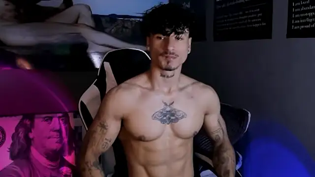 Snapshot of Thomas_Fit1 chatting on March 27, 2026, 6:07 pm Thomas Fit1 online show from March 27, 2026, 6:07 pm