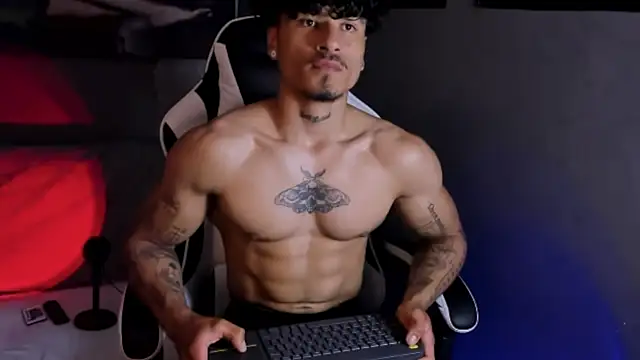 Snapshot of Thomas_Fit1 chatting on April 14, 2026, 7:31 pm Thomas Fit1 online show from April 14, 2026, 7:31 pm