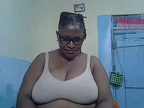sexy bigboobss online show from October 12, 2025, 8:35 am