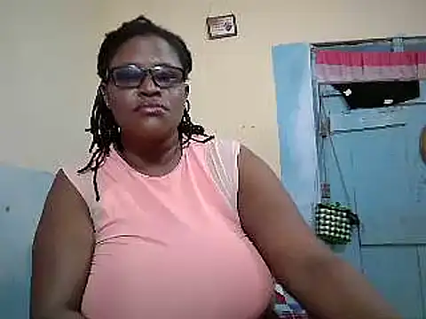 sexy bigboobss online show from November 22, 2025, 9:52 am